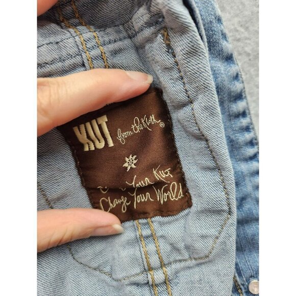 Kut From The Kloth Womens XS Distressed Denim Jacket With Button Front & Pockets - Picture 3 of 6